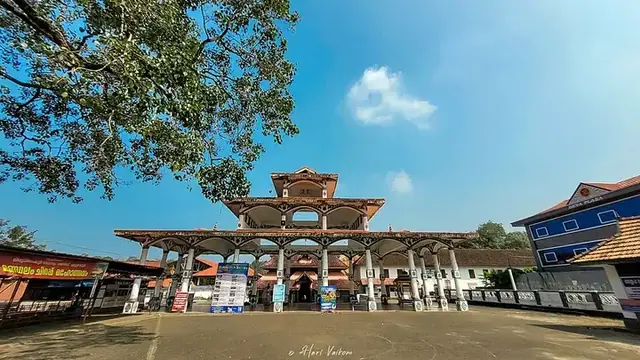 ഏറ്റുമാനൂർ മഹാദേവ ക്ഷേത്രം: ചുവർചിത്രങ്ങളിൽ തെളിയുന്ന ദൈവികഭംഗി