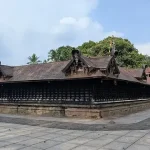 വടകര ലോകനാർകാവ് ഭഗവതി ക്ഷേത്രം